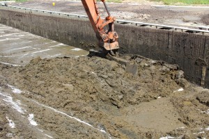 cxleaning weeping wall